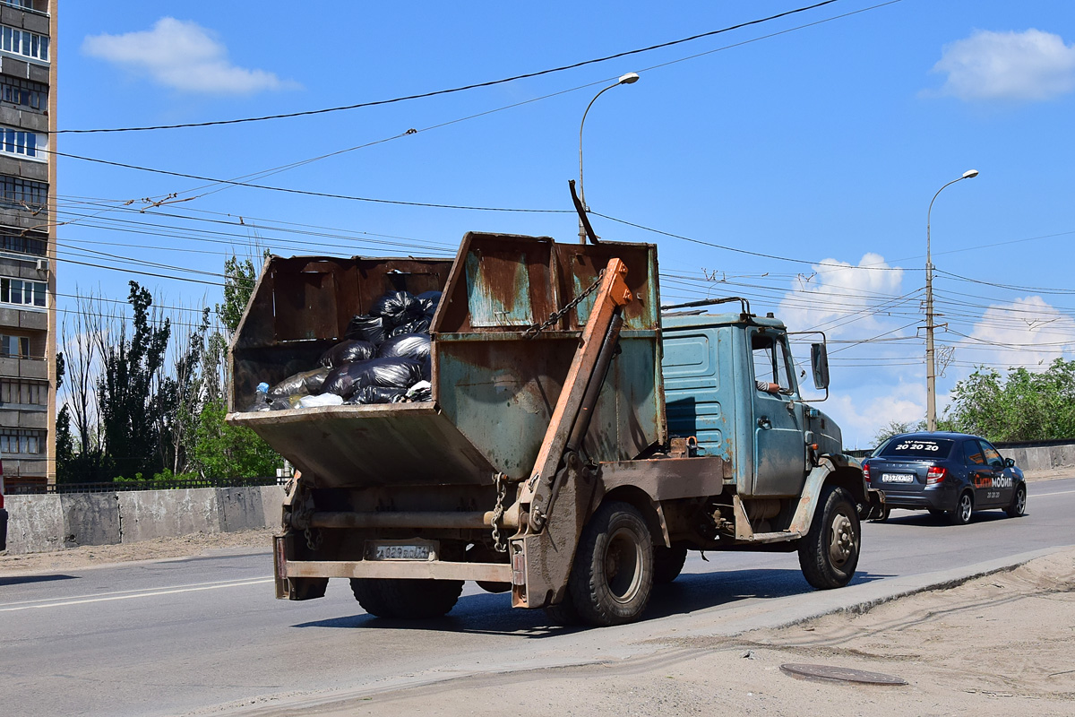 Волгоградская область, № А 029 ВО 34 — ЗИЛ-433362