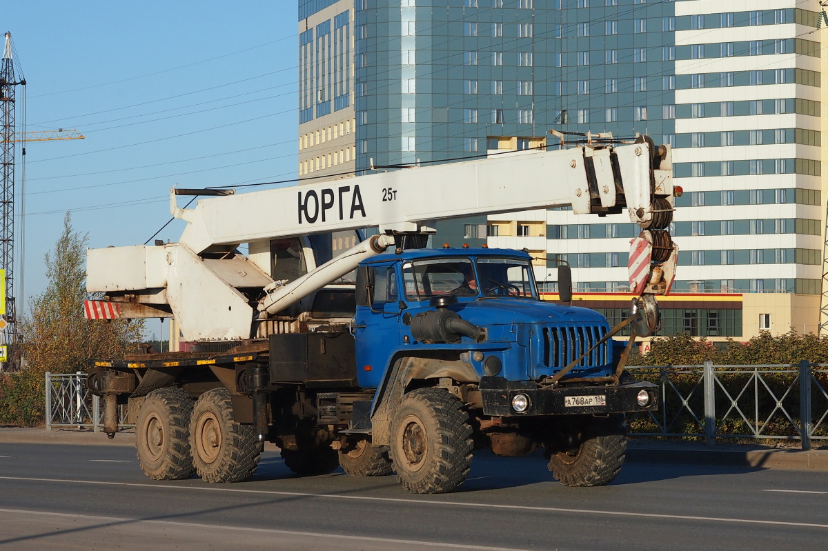 Ханты-Мансийский автоном.округ, № А 768 АР 186 — Урал-4320-40