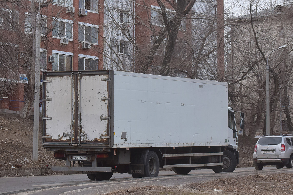 Волгоградская область, № Е 049 ХУ 197 — IVECO EuroCargo ('2002)