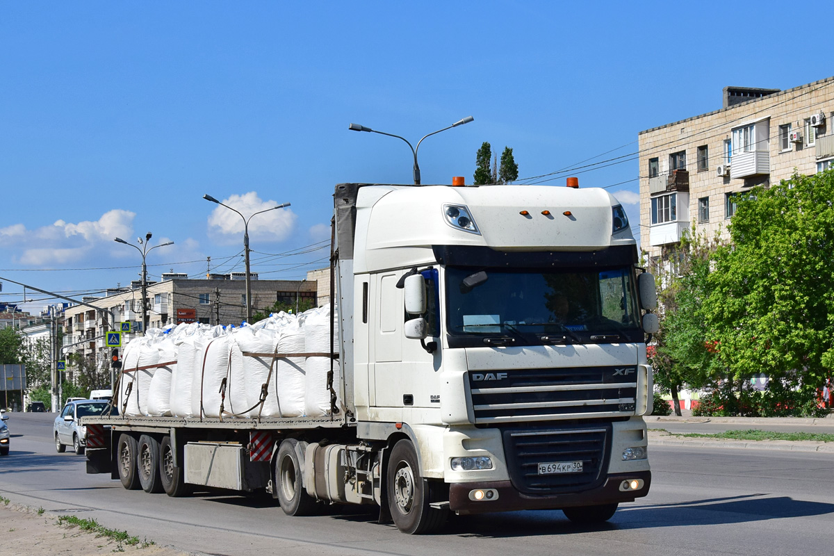 Астраханская область, № В 694 КР 30 — DAF XF105 FT