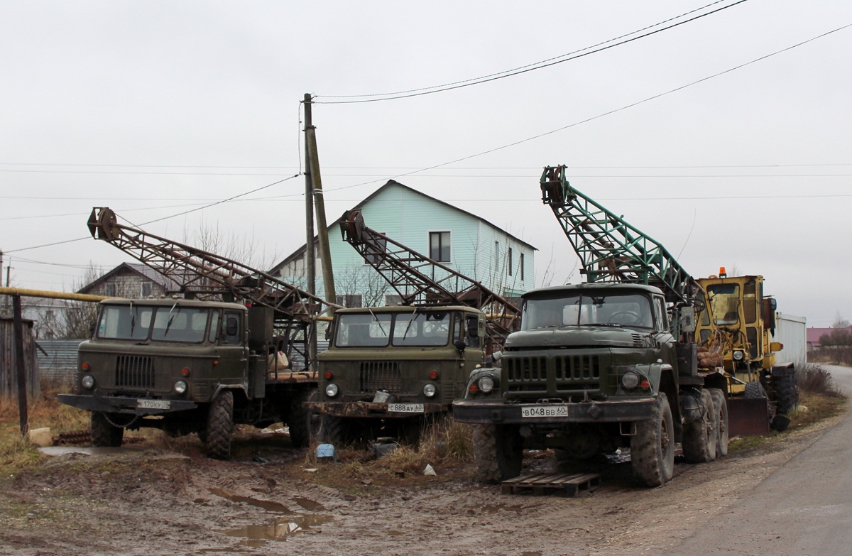 Псковская область, № В 170 КУ 78 — ГАЗ-66-02; Псковская область, № С 888 АУ 60 — ГАЗ-66-11; Псковская область, № В 048 ВВ 60 — ЗИЛ-131Н