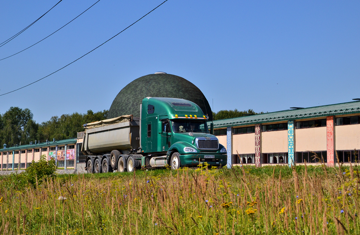 Калужская область, № О 939 НР 40 — Freightliner Columbia