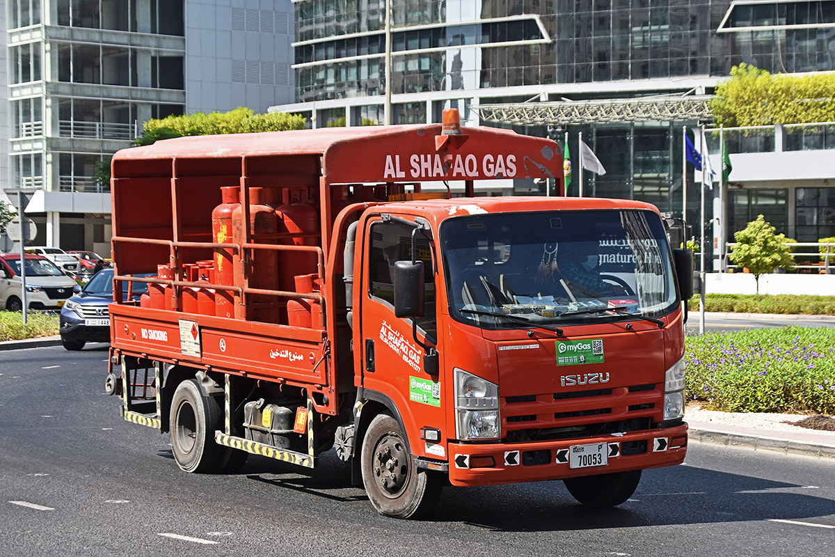 ОАЭ, № P 70053 — Isuzu (общая модель)