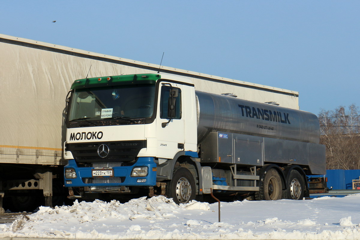 Пермский край, № М 223 ТК 159 — Mercedes-Benz Actros ('2003) 2541