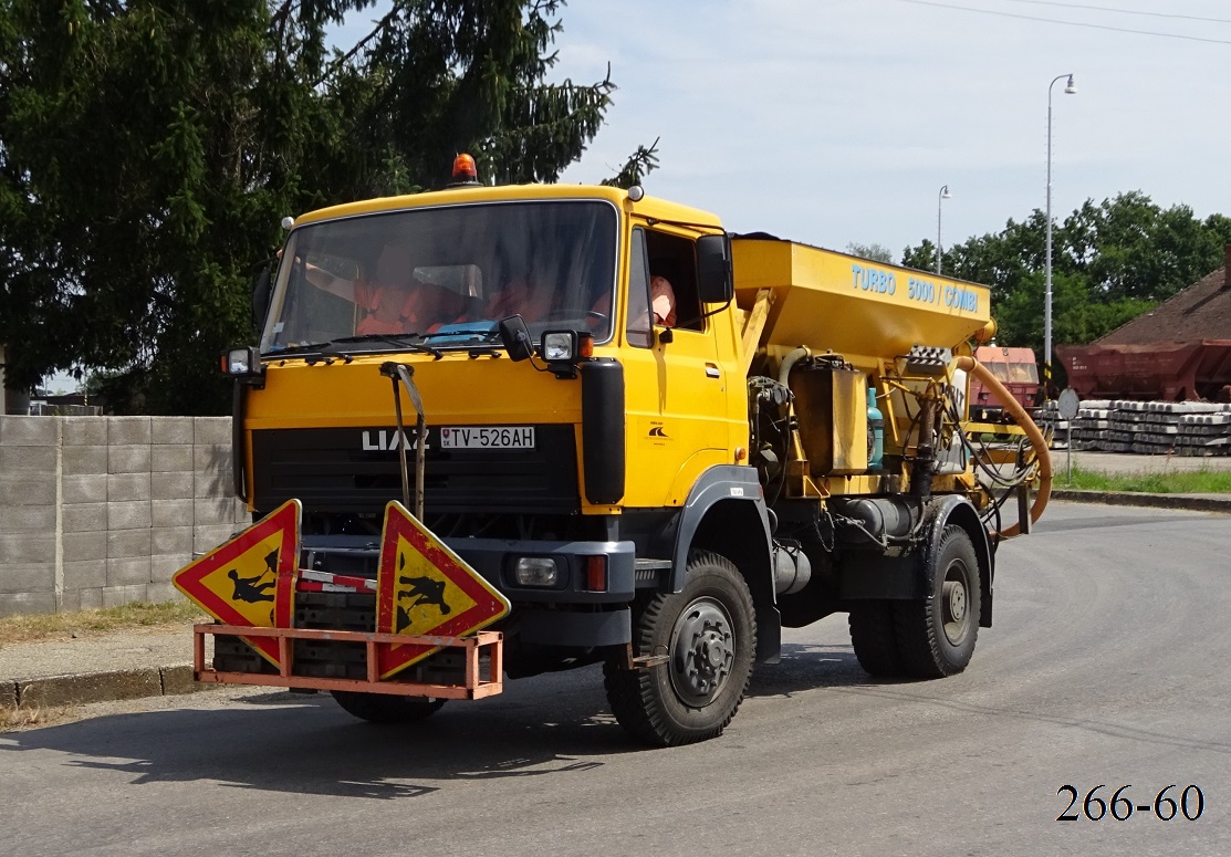 Словакия, № TV-526AH — Škoda 706 MTSP 25