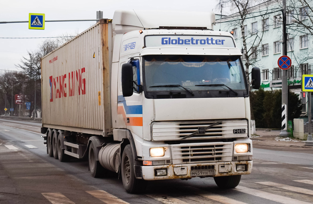 Санкт-Петербург, № М 459 УН 178 — Volvo ('1993) FH12.420