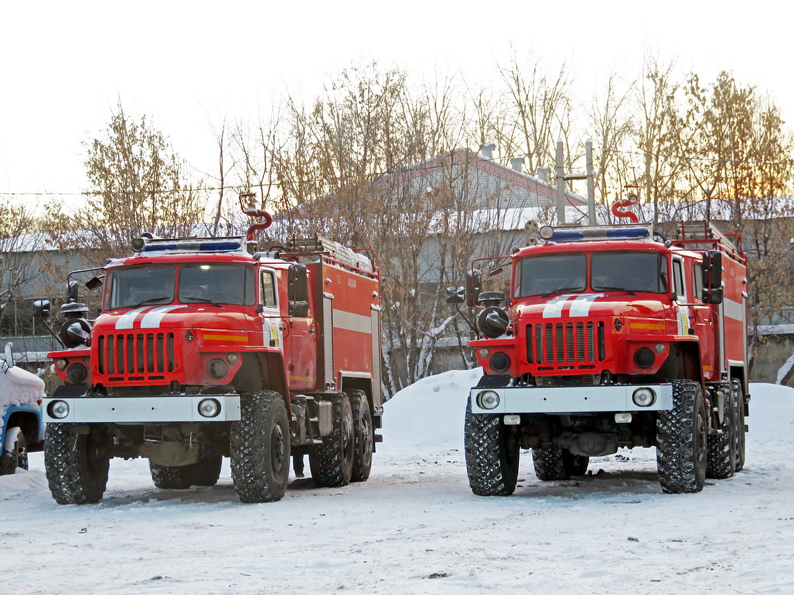 Кировская область, № (43) Б/Н 0068 — Урал-4320 (общая модель); Кировская область, № (43) Б/Н 0069 — Урал-4320 (общая модель)