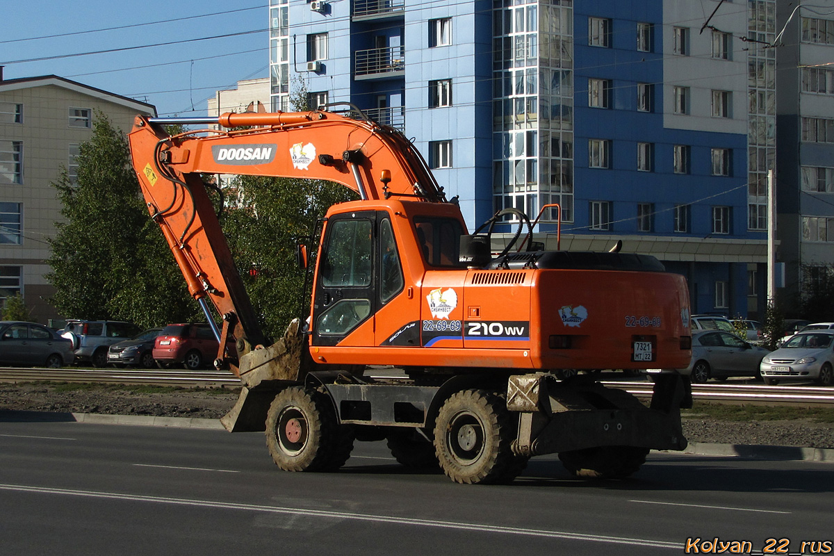 Алтайский край, № 7321 МТ 22 — Doosan DX210W