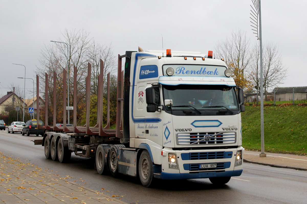 Литва, № LUA 957 — Volvo ('2002) FH12.420