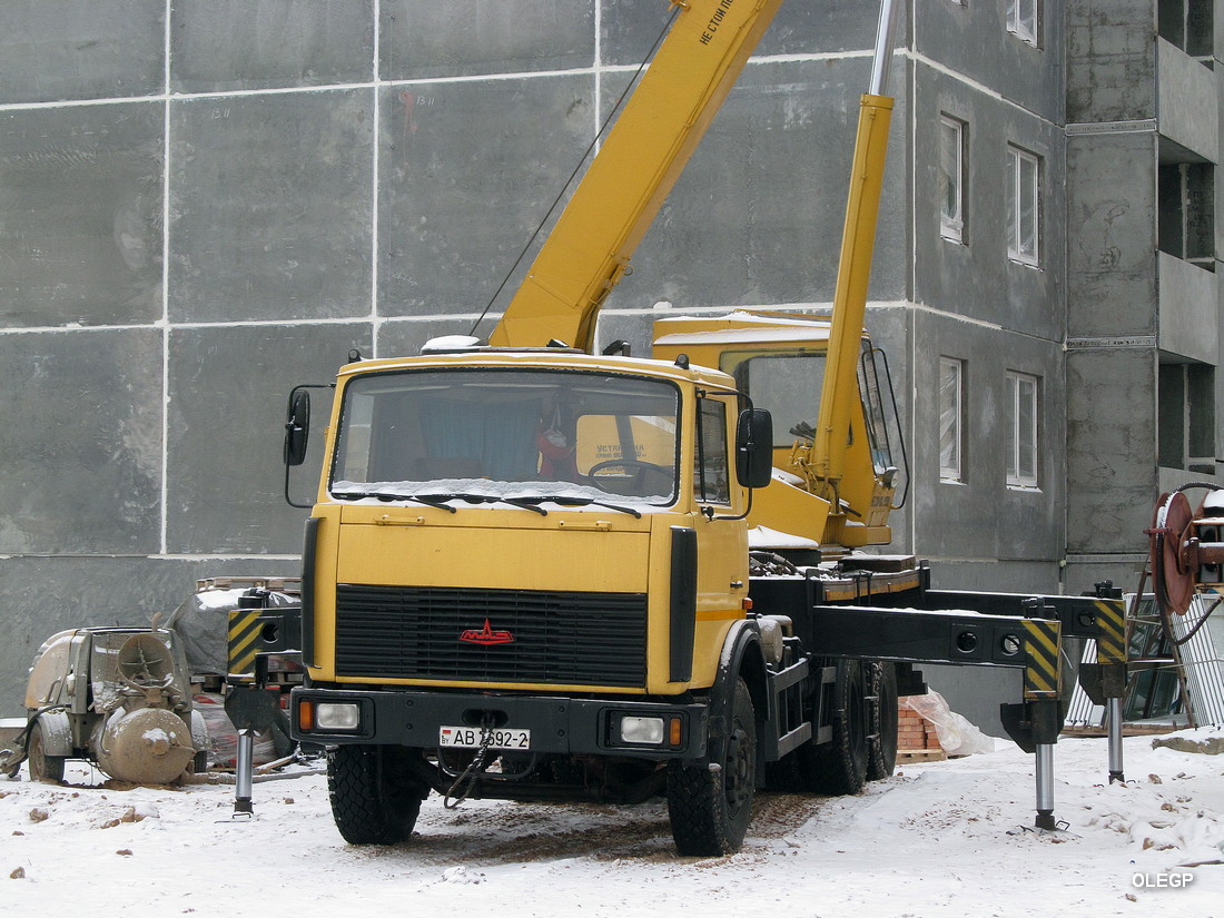 Витебская область, № АВ 7692-2 — МАЗ-6303 (общая модель)