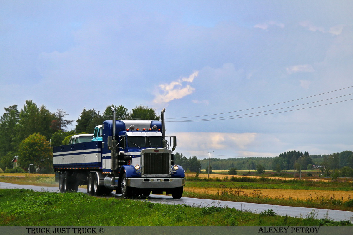 Финляндия, № NJA-935 — Peterbilt 359