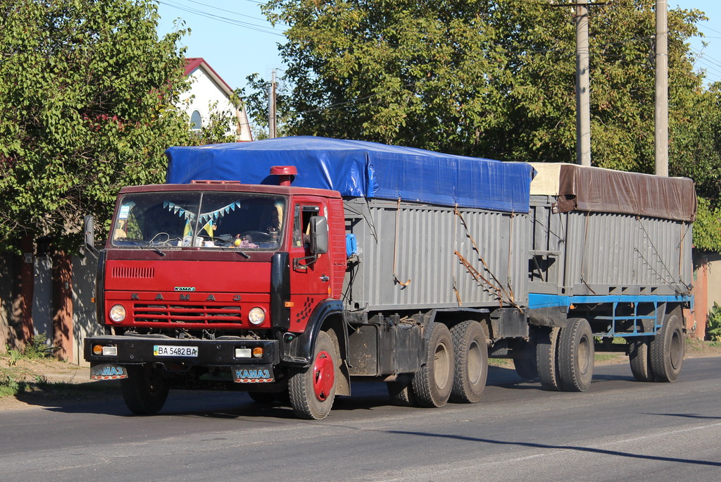 Кировоградская область, № ВА 5482 ВА — КамАЗ-53212