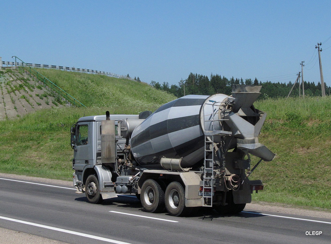 Витебская область, № 4 — Mercedes-Benz Actros ('2003) 3332