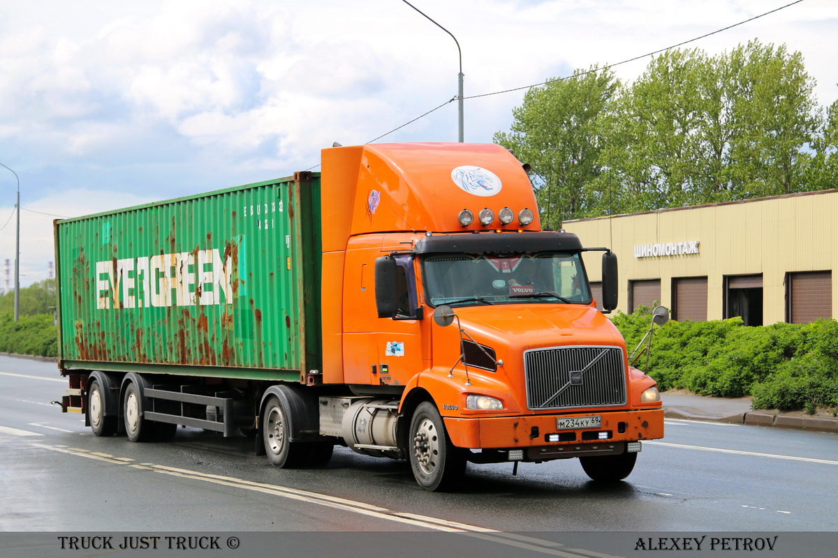 Тверская область, № М 234 КУ 69 — Volvo VNM430