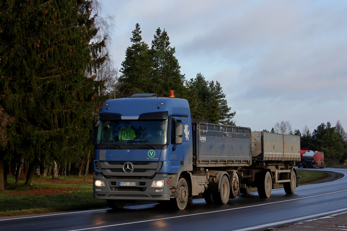 Литва, № KFC 652 — Mercedes-Benz Actros ('2009) 2544