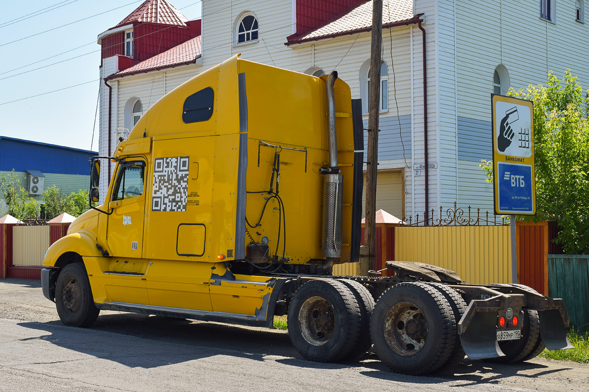 Алтайский край, № Х 859 МР 190 — Freightliner Columbia