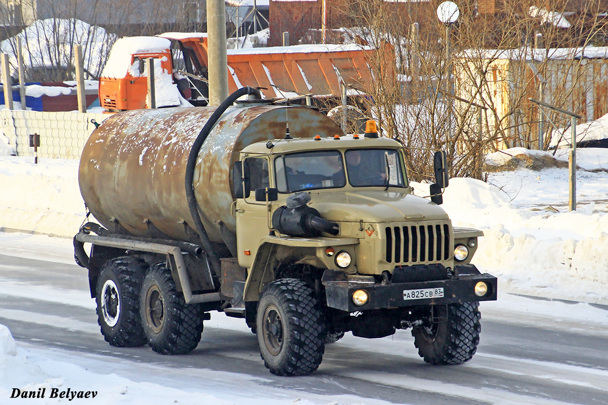 Ненецкий автономный округ, № А 825 СВ 83 — Урал-4320-30