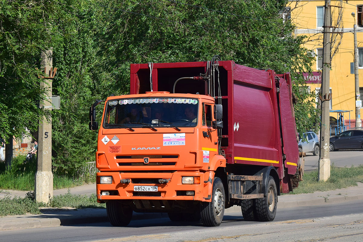 Волгоградская область, № В 852 СХ 134 — КамАЗ-53605-L4