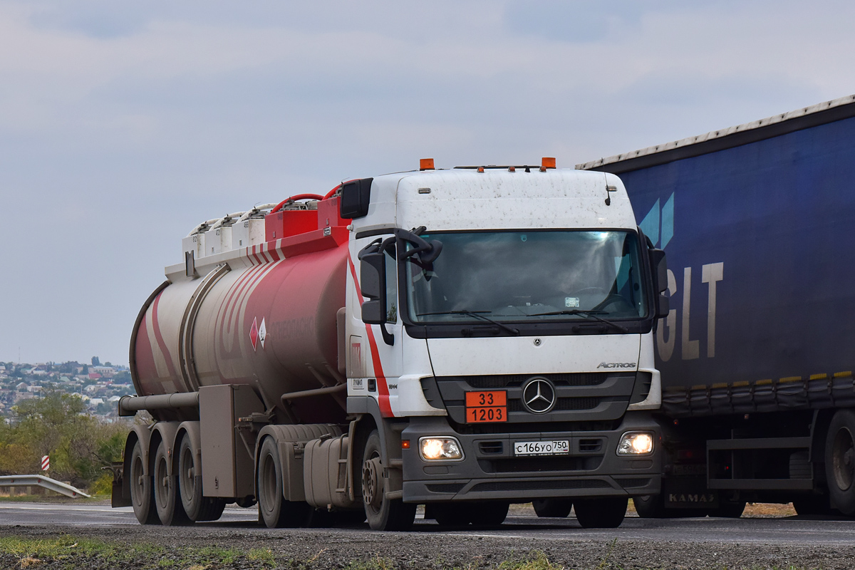 Волгоградская область, № С 166 УО 750 — Mercedes-Benz Actros '09 1844 [Z9M]