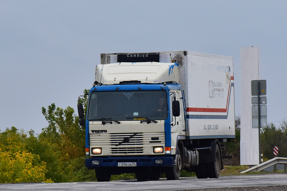 Волгоградская область, № С 256 ОВ 34 — Volvo FL7