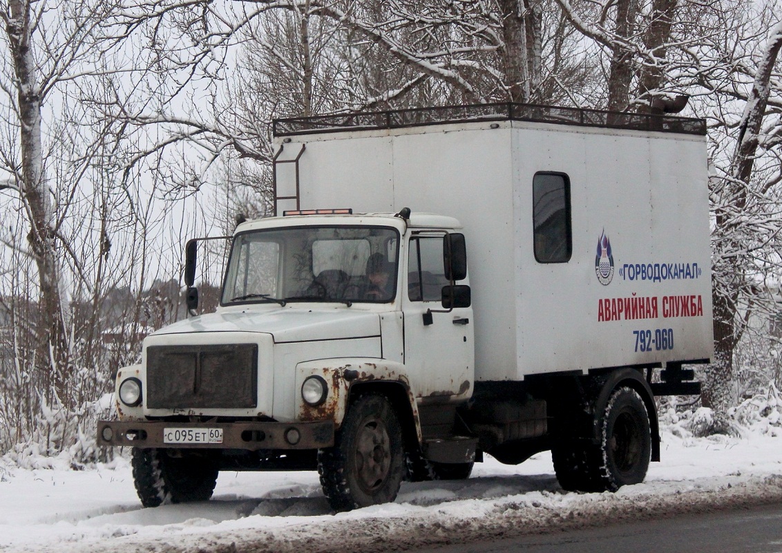 Псковская область, № С 095 ЕТ 60 — ГАЗ-3309