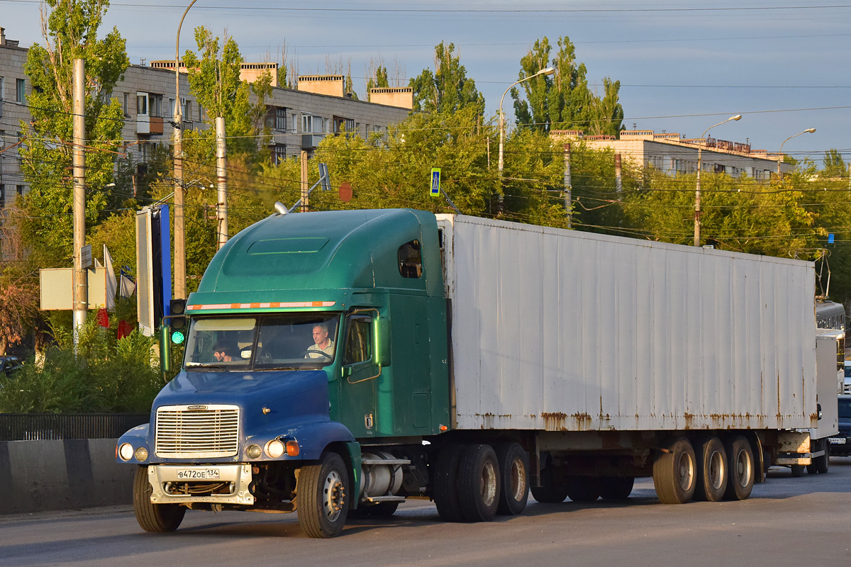 Дагестан, № В 472 ОЕ 134 — Freightliner Century Class