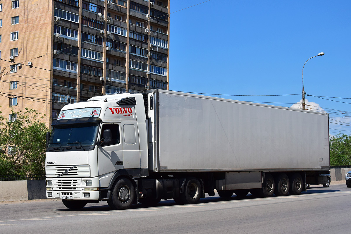 Дагестан, № Р 703 КК 05 — Volvo ('1993) FH-Series