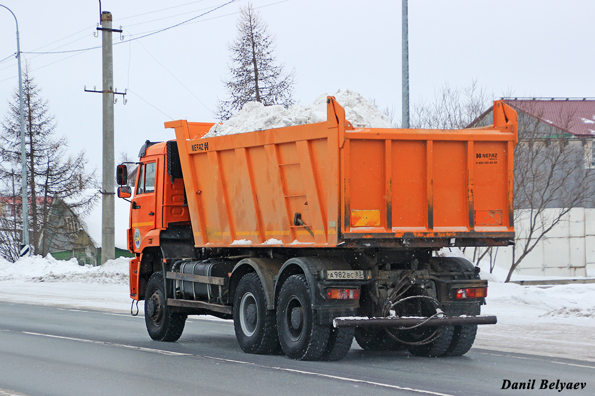 Ненецкий автономный округ, № А 982 ВС 83 — КамАЗ-6522-43