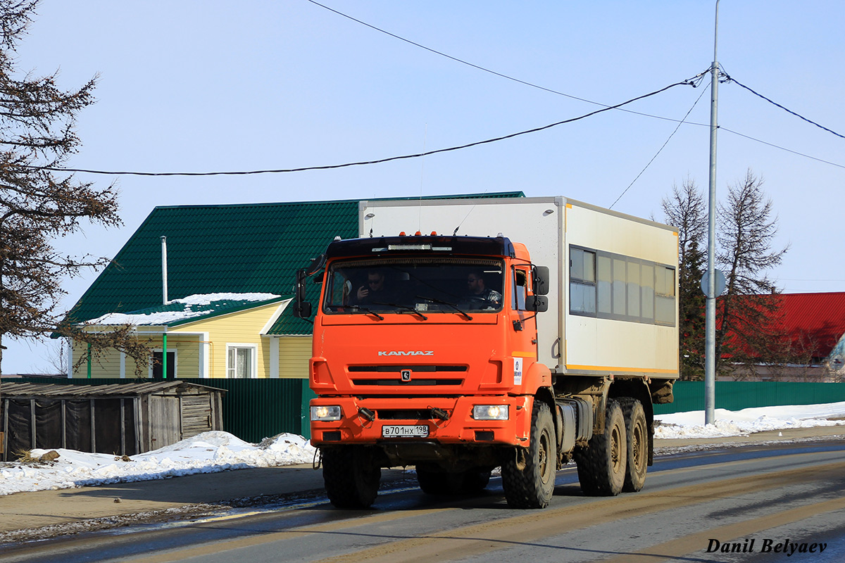 Санкт-Петербург, № В 701 НХ 198 — КамАЗ-43118-50