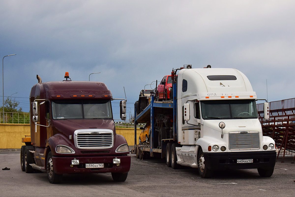 Краснодарский край, № О 590 АХ 163 — Freightliner Columbia; Краснодарский край, № О 454 ХК 123 — Freightliner Century Class