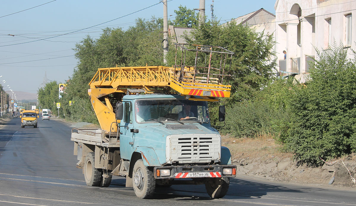 Оренбургская область, № У 957 ВВ 56 — ЗИЛ-433362