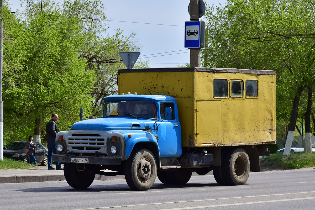 Волгоградская область, № А 082 ТУ 34 — ЗИЛ-431412