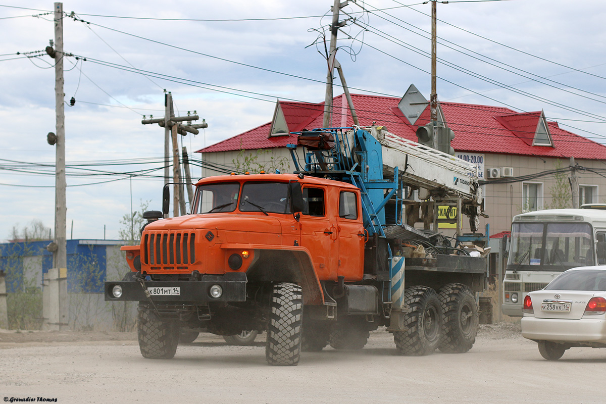 Саха (Якутия), № К 801 МТ 14 — Урал-4320-40