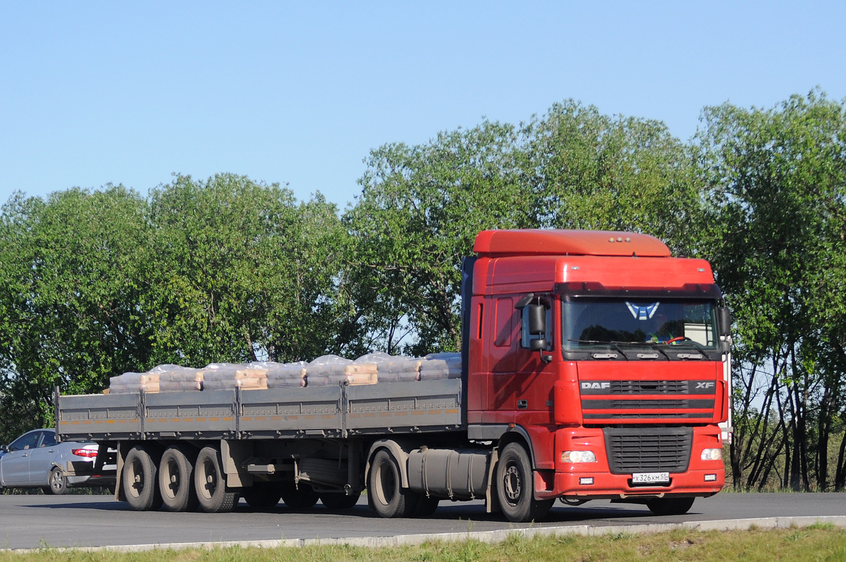 Омская область, № Х 326 КМ 55 — DAF XF95 FT