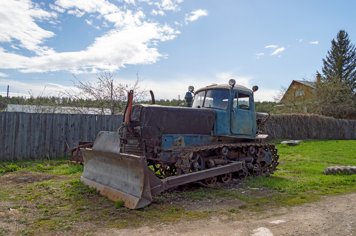 Свердловская область, № 8968 СВ 66 — ДТ-75М (ПТЗ)