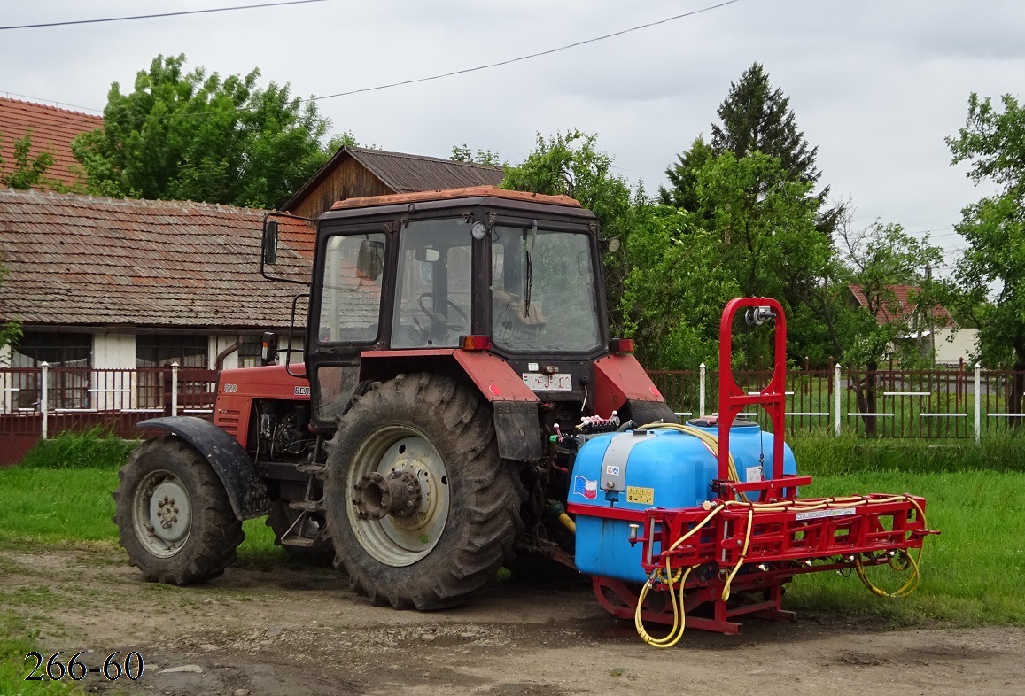 Венгрия, № YEJ-700 — Беларус-820; Венгрия — Трактора с опрыскивателями