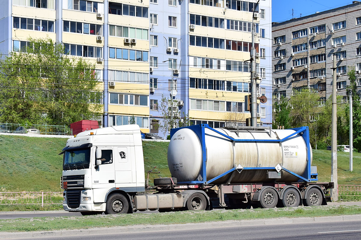 Волгоградская область, № Е 676 ВВ 134 — DAF XF105 FT