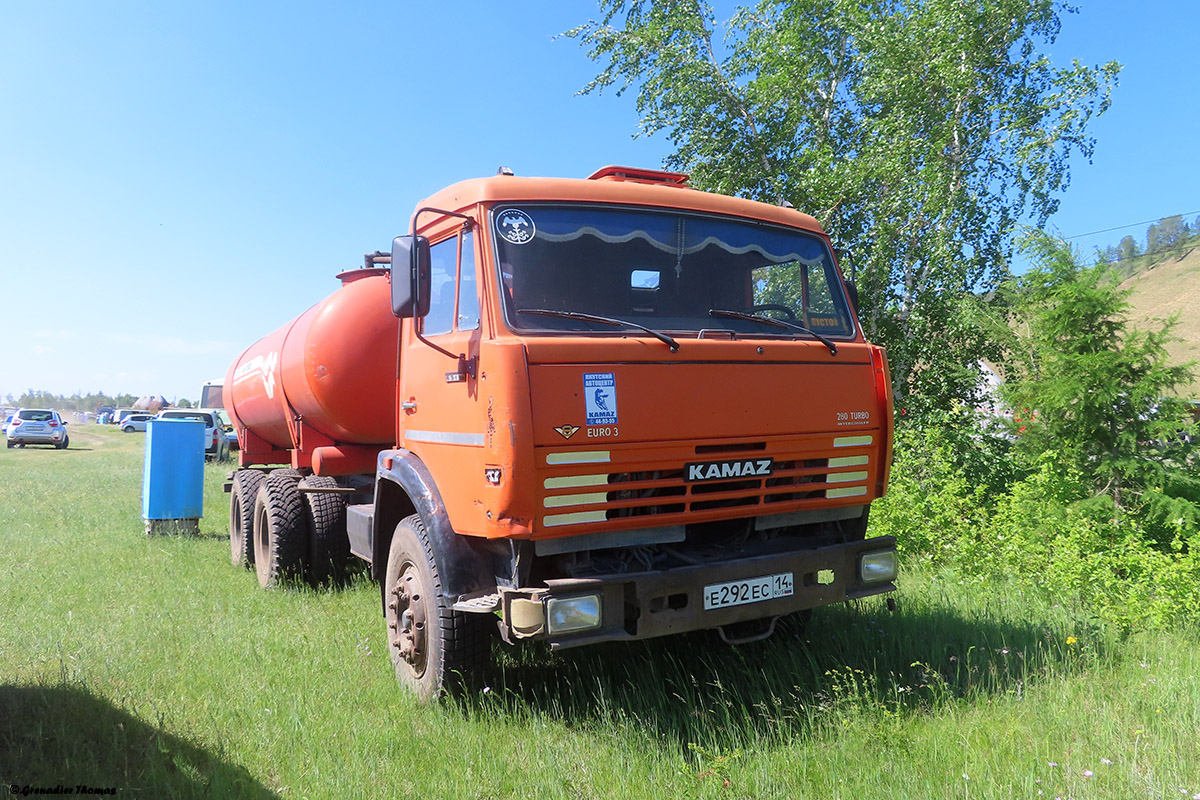 Саха (Якутия), № Е 292 ЕС 14 — КамАЗ-65115 (общая модель)