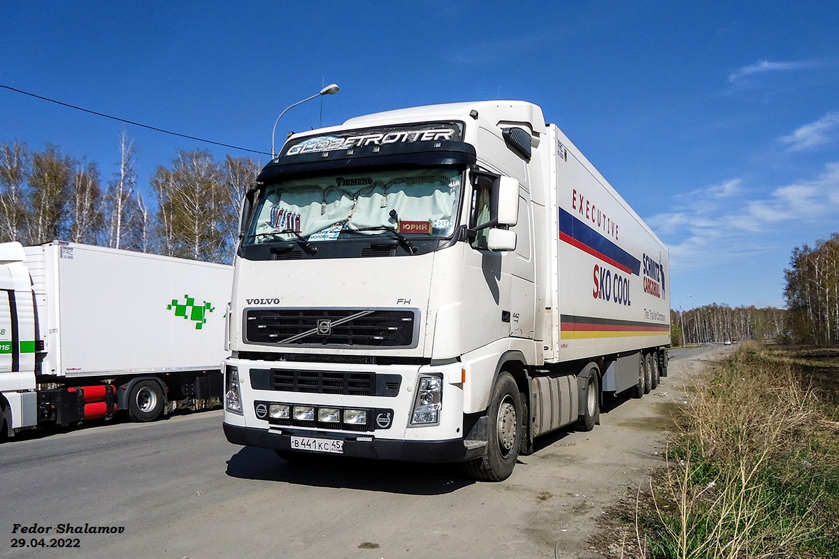 Тюменская область, № В 441 КС 45 — Volvo ('2002) FH12.440