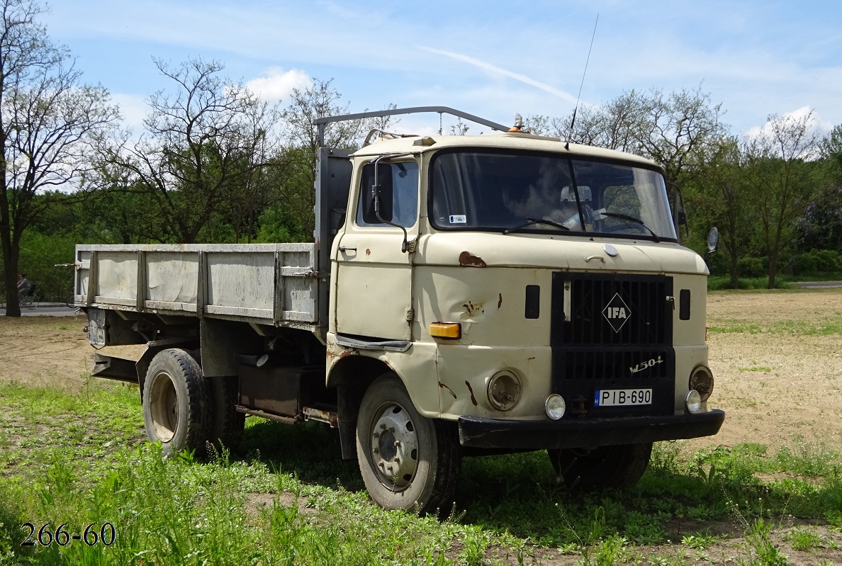 Венгрия, № PIB-690 — IFA W50L