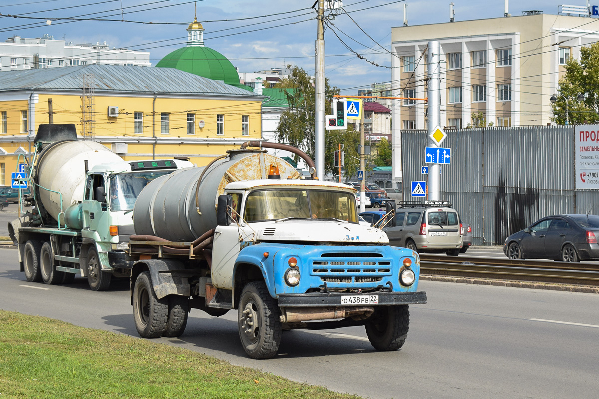 Алтайский край, № О 438 РВ 22 — ЗИЛ-431412