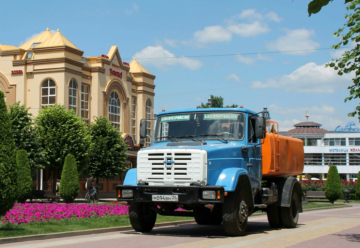 Ставропольский край, № М 094 ВН 26 — ЗИЛ-432932