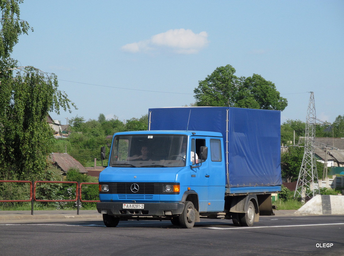 Витебская область, № АА 8281-2 — Mercedes-Benz T2 ('1986)