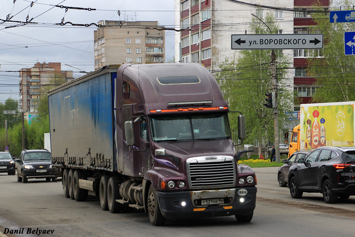 Кировская область, № У 521 НК 96 — Freightliner Century Class