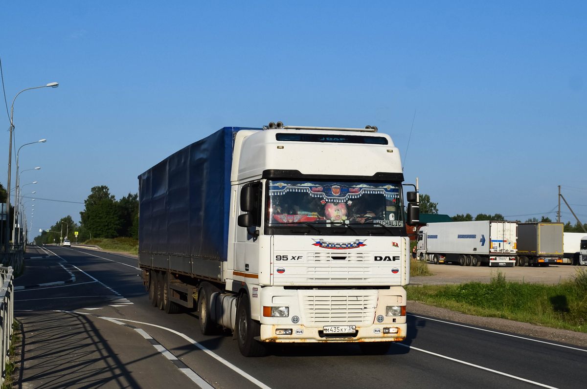 Калининградская область, № М 435 КУ 39 — DAF 95XF FT