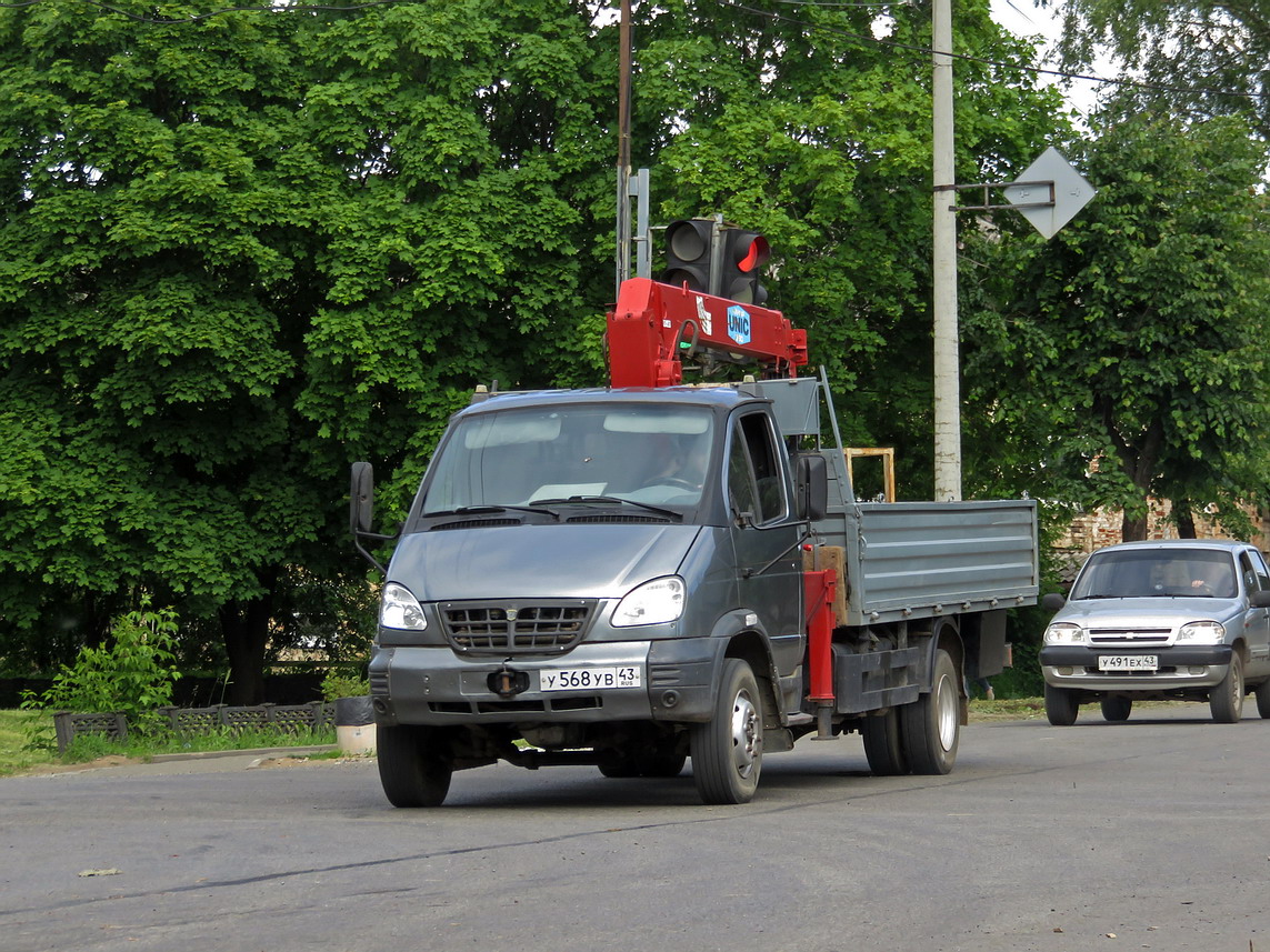 Кировская область, № У 568 УВ 43 — ГАЗ-33104 "Валдай"