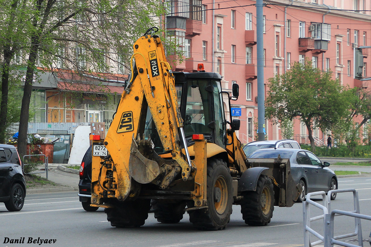 Челябинская область, № 8272 ХХ 74 — JCB 3CX