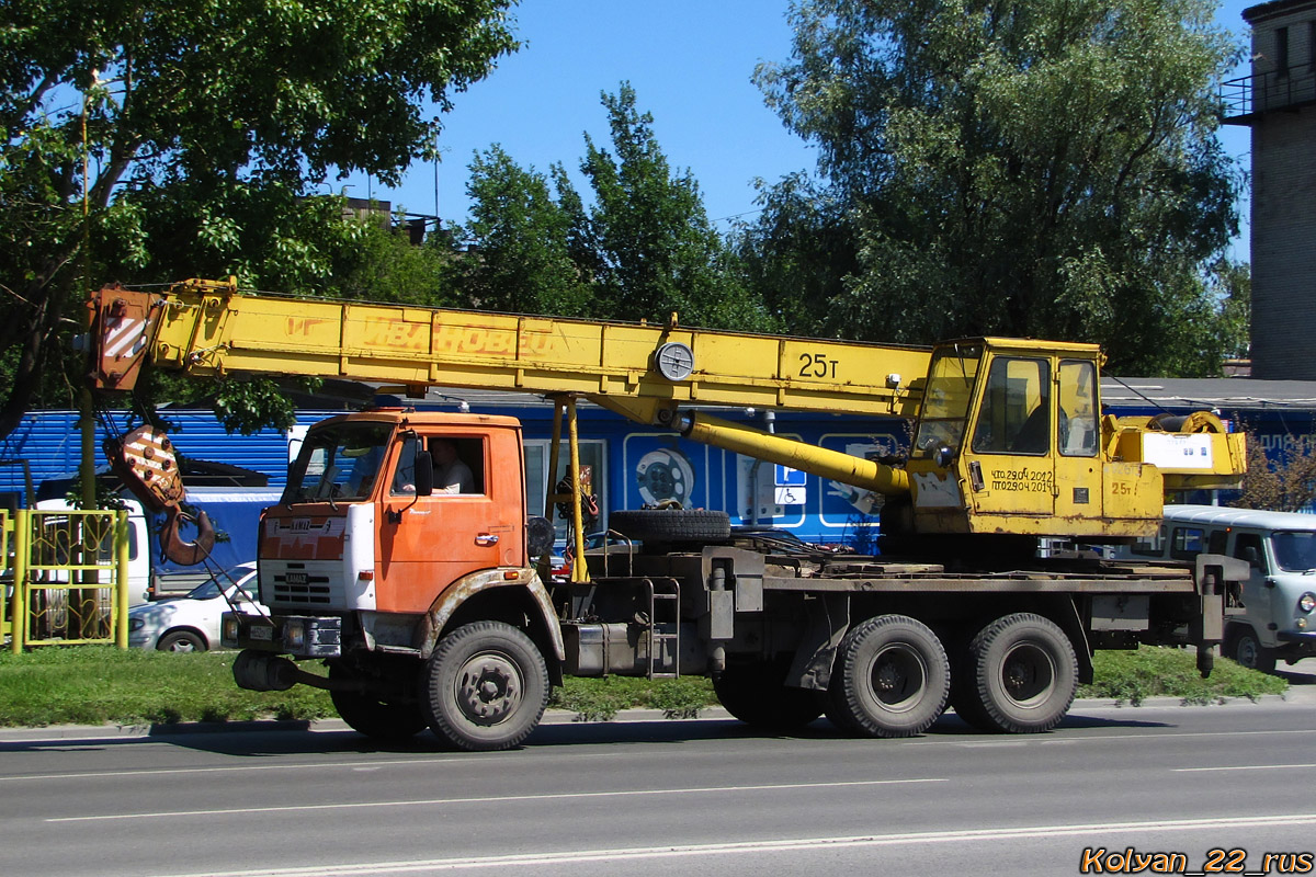 Алтайский край, № М 652 ОУ 177 — КамАЗ-53229-15 [53229R]