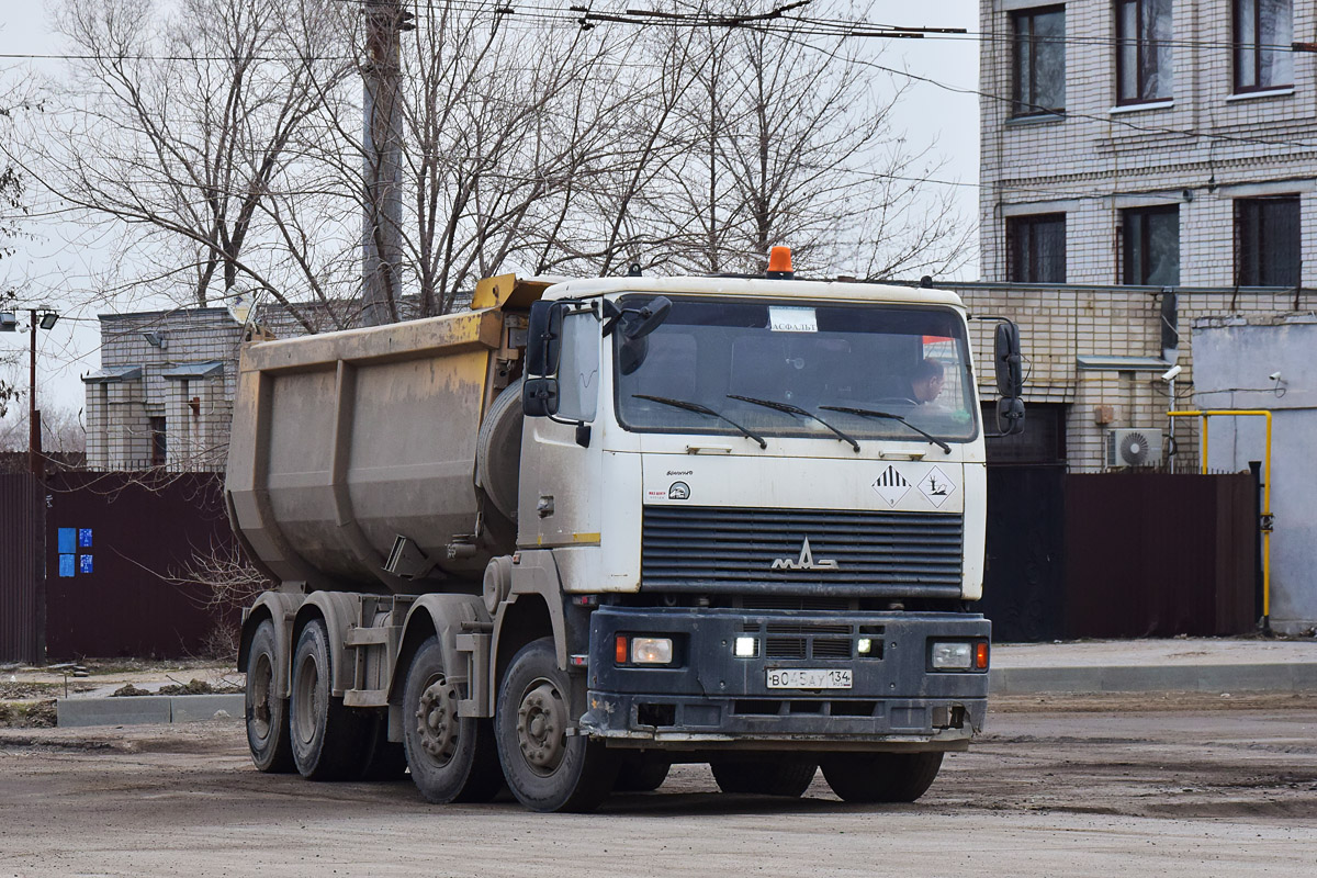 Волгоградская область, № В 045 АУ 134 — МАЗ-6516B9