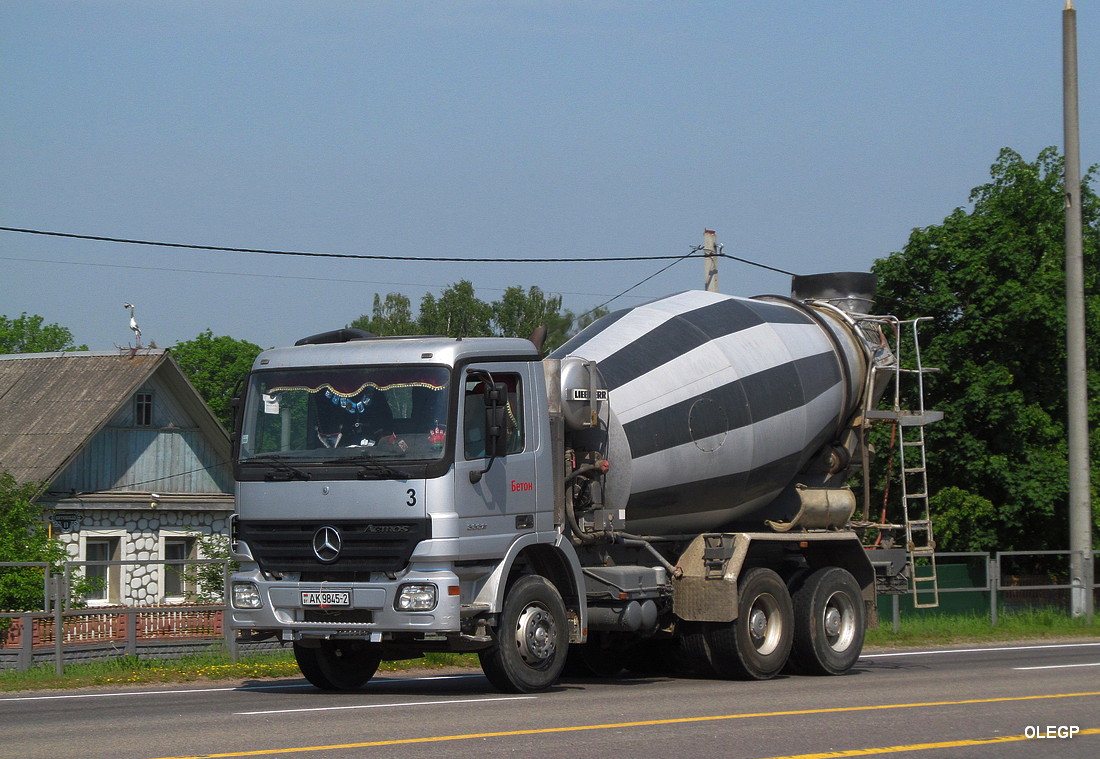 Витебская область, № 3 — Mercedes-Benz Actros ('2003) 3332